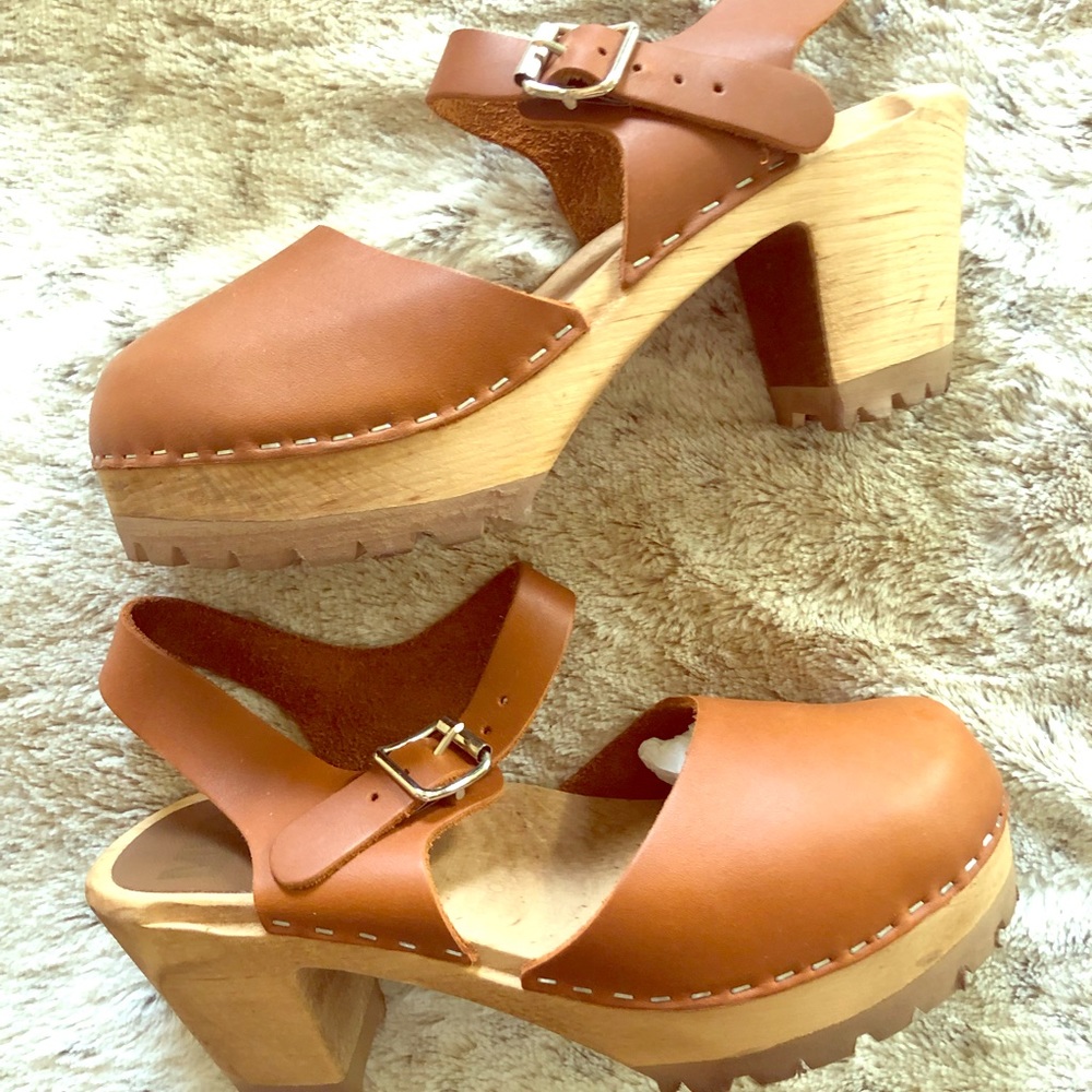 Platform Clog